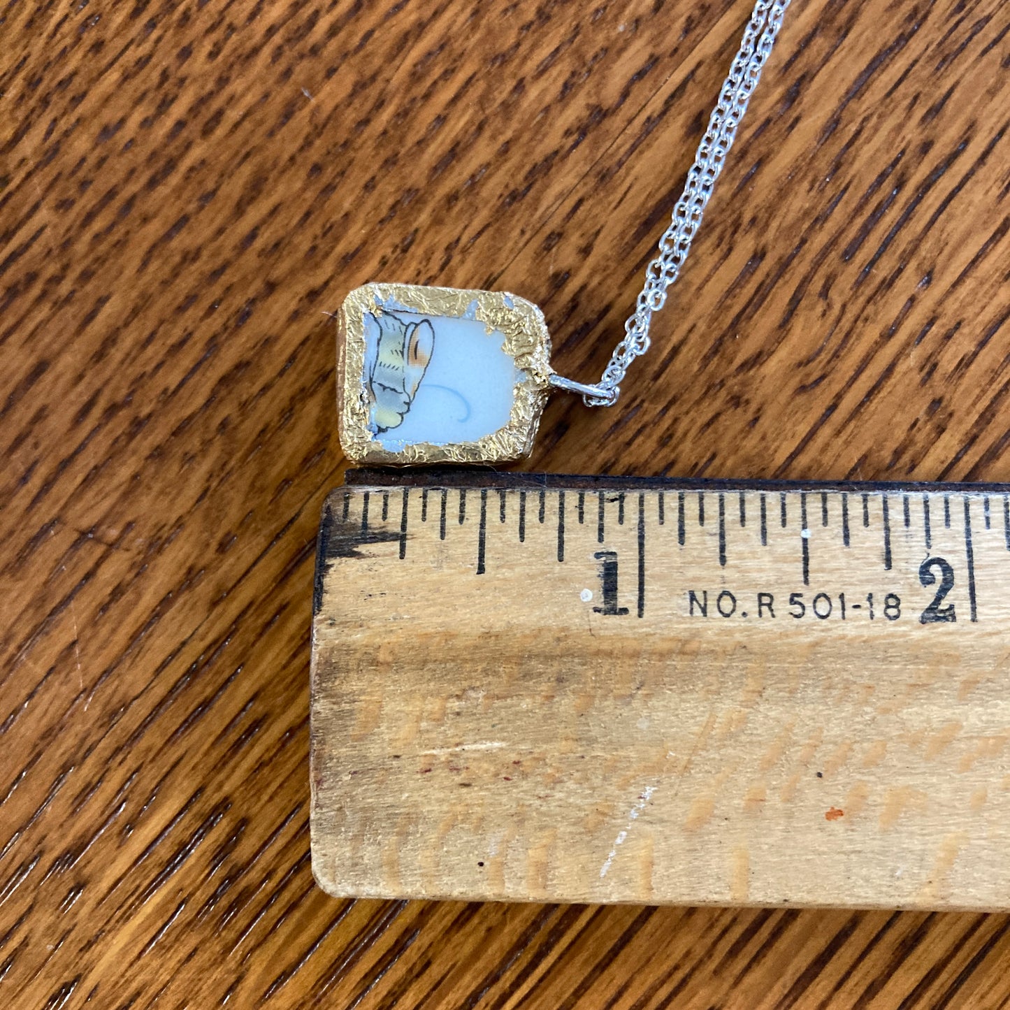 Broken Pottery Artisan Made Bee Pendant Wedgwood Peter Rabbit Collector Plate Handcrafted Necklace 5/8 in x 5/8 in