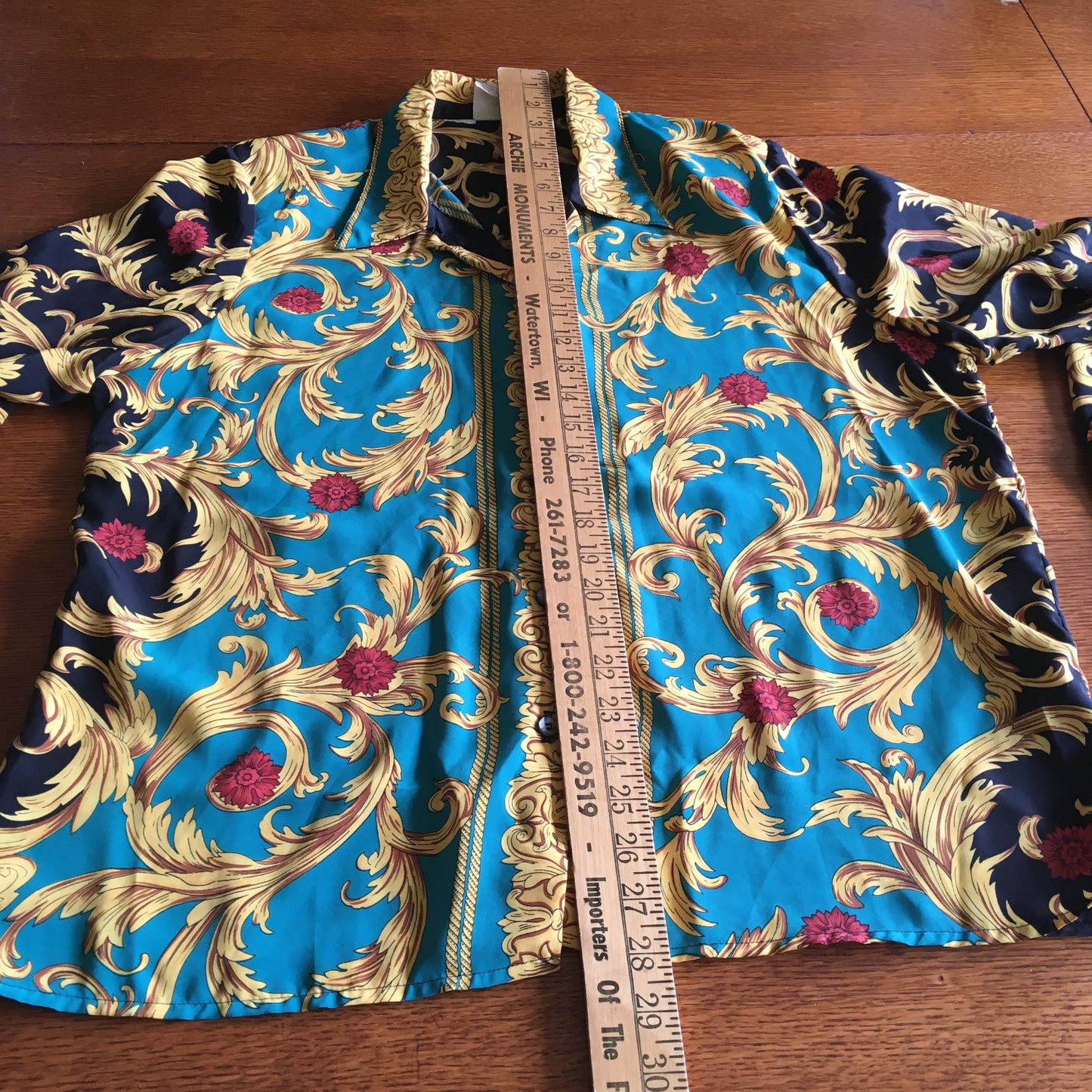 Royal Button Up 1980's Vintage Size 14 Shoulder Pads