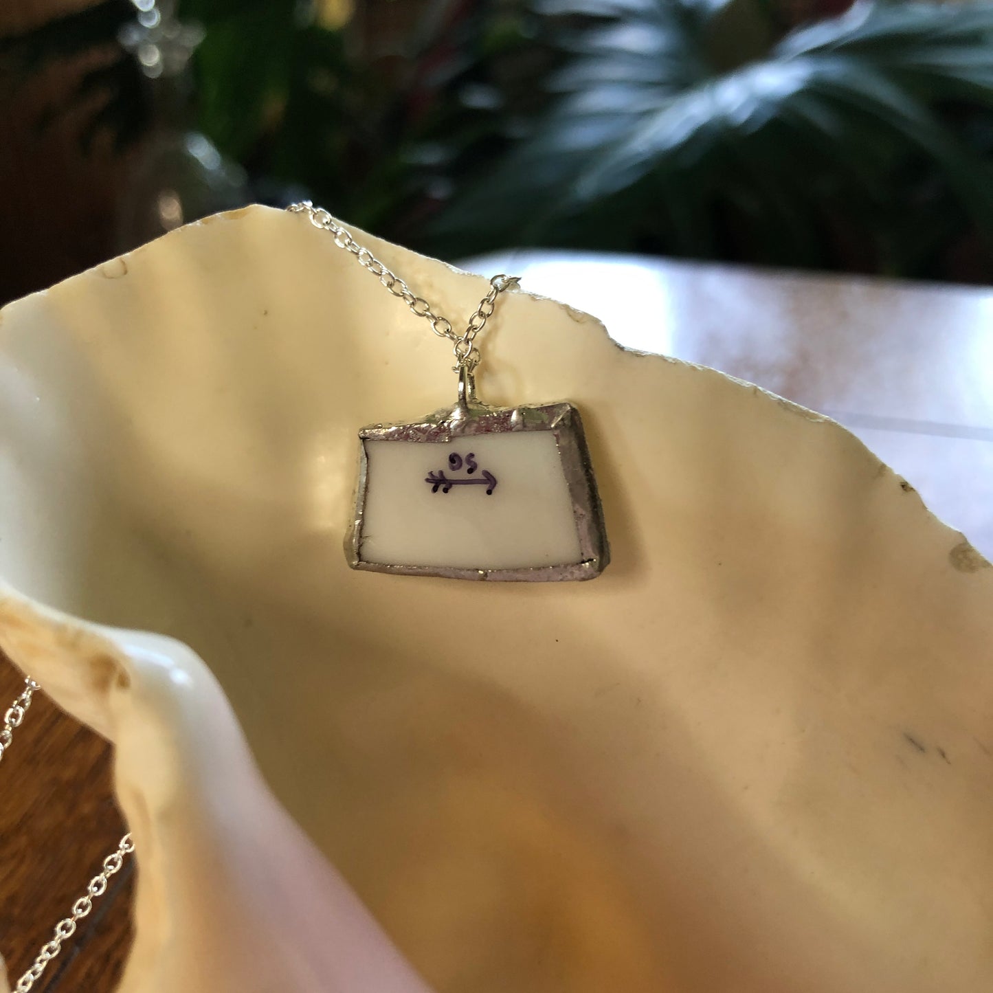 Broken Pottery Artisan Made Pendant Aladdin Fine China Fantasia Occupied Japan Plate Handcrafted Necklace 1in x 5/8in