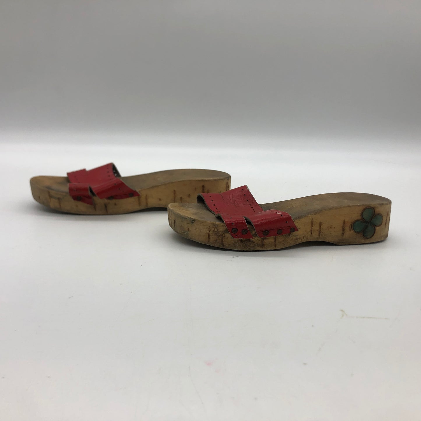Vietnamese Wooden Sandals Hand Crafted Decorative Shoes 7x3.5x1.5