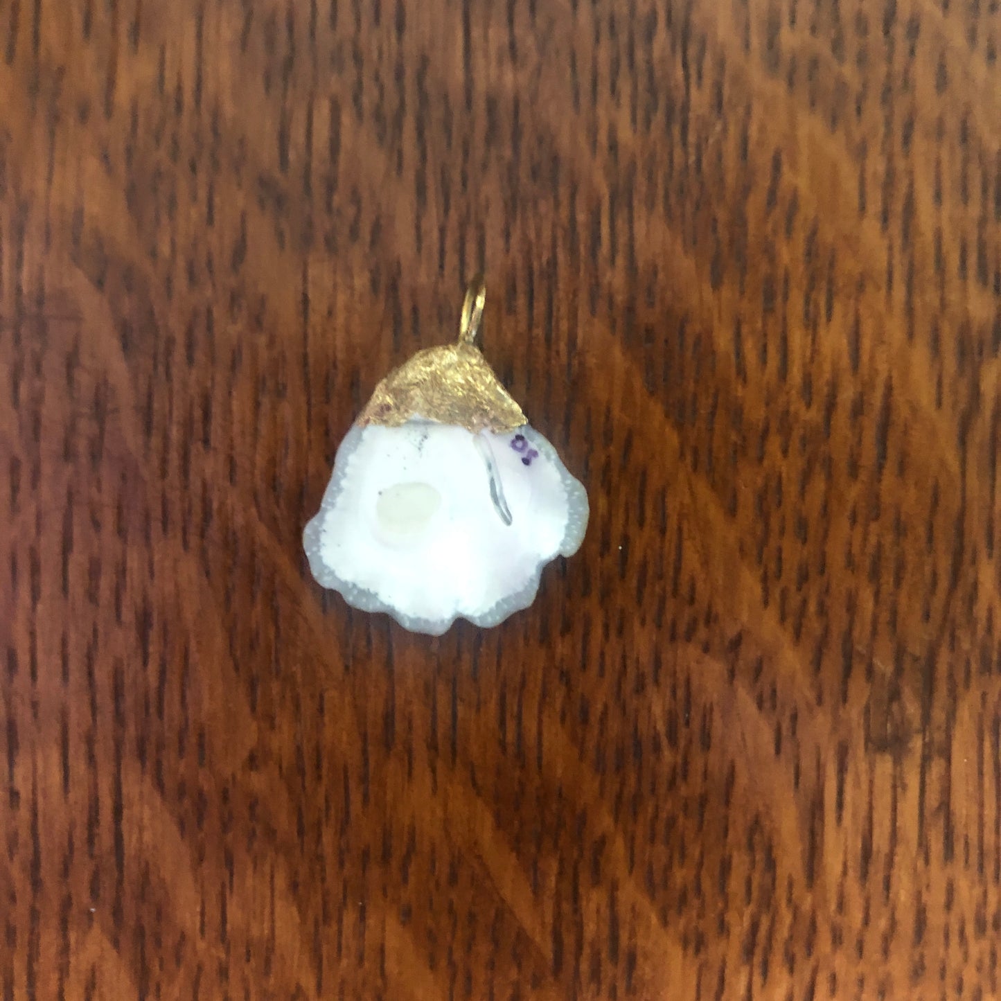 Kitten's Paw Artisan Made Pendent Handcrafted Sea Shell Necklace 1 in x 1 in