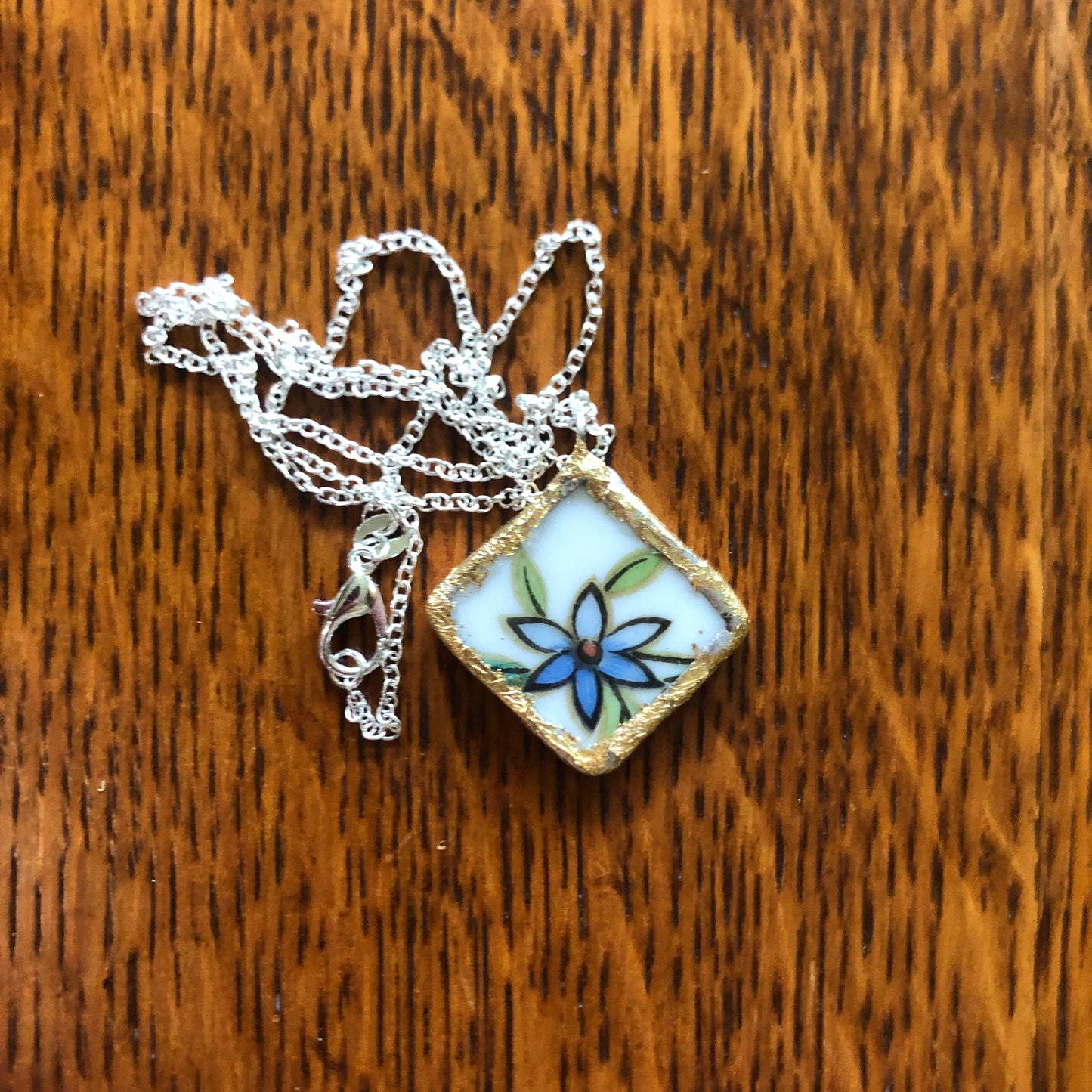 Broken Pottery Artisan Made Pendent Aladdin Fine China Fantasia Occupied Japan Plate Handcrafted Necklace 1in x 1in