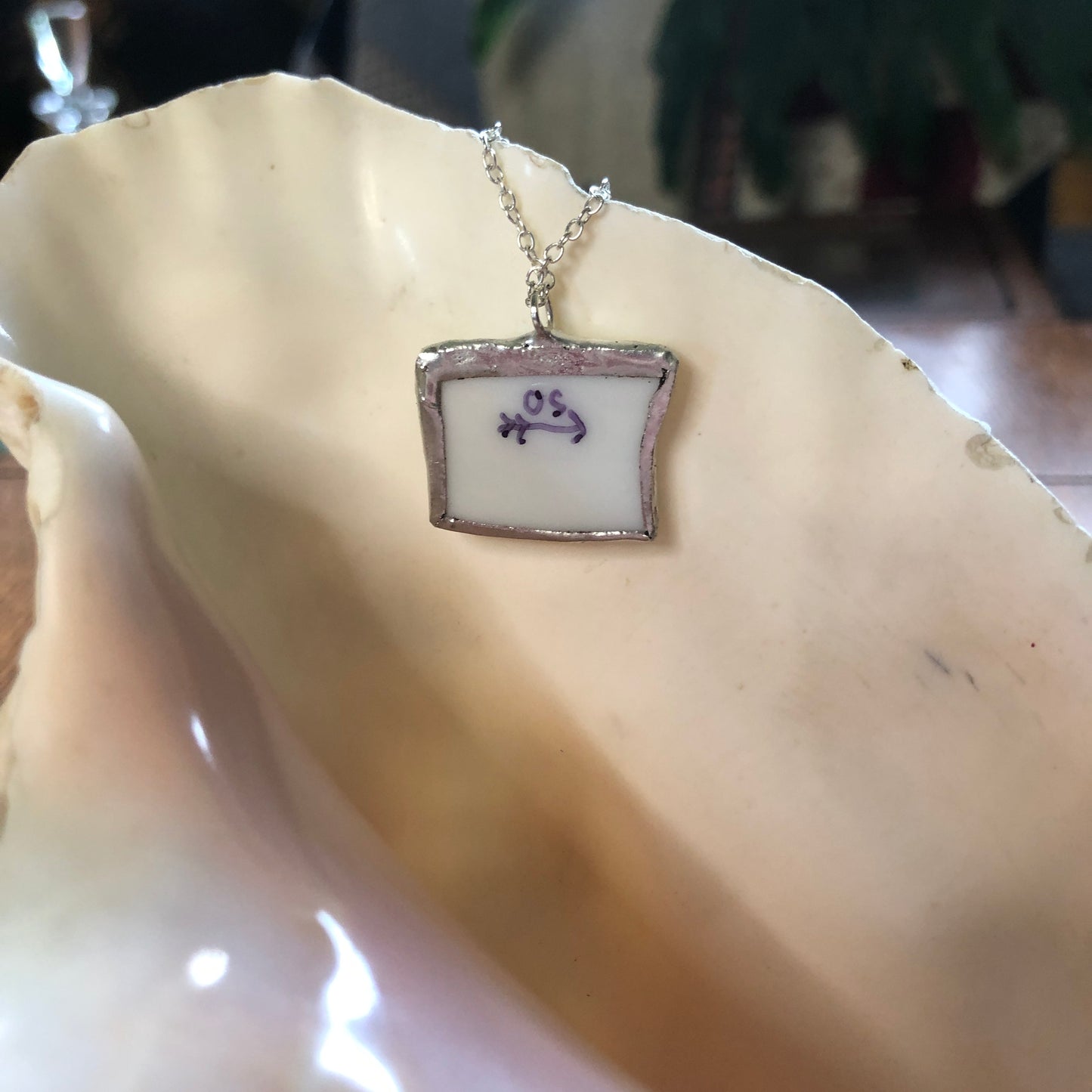 Broken Pottery Artisan Made Pendent Aladdin Fine China Fantasia Occupied Japan Plate Handcrafted Necklace