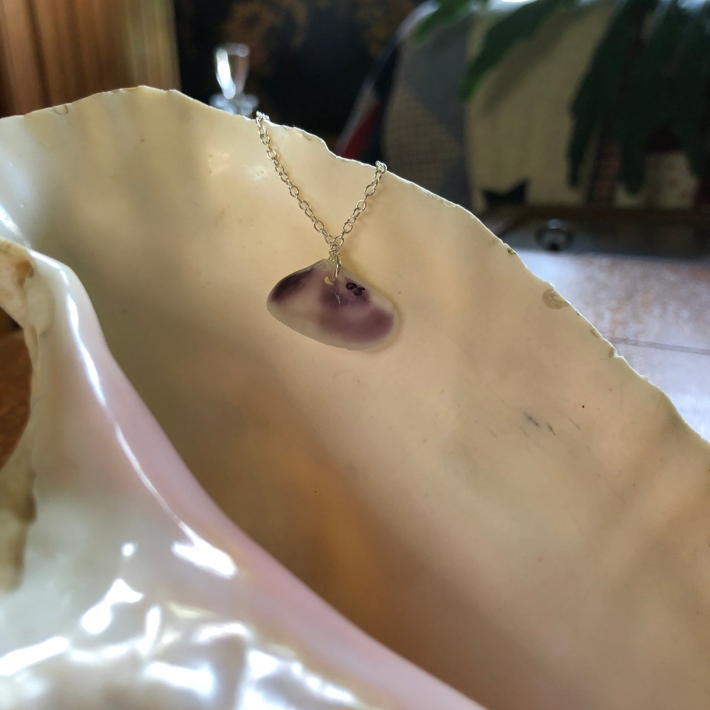 Tellin Artisan Made Pendent Handcrafted Sea Shell Necklace 1 in x 1/2 in Mermaid Jewelry