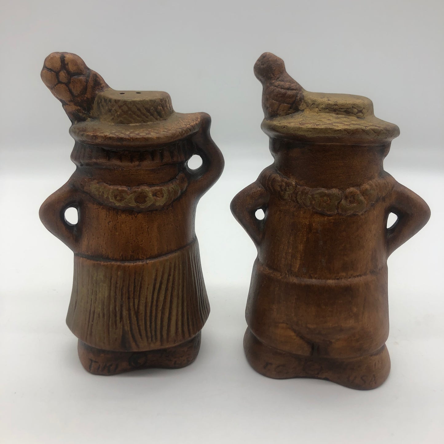 Treasure Craft Tourist Salt And Pepper Shakers