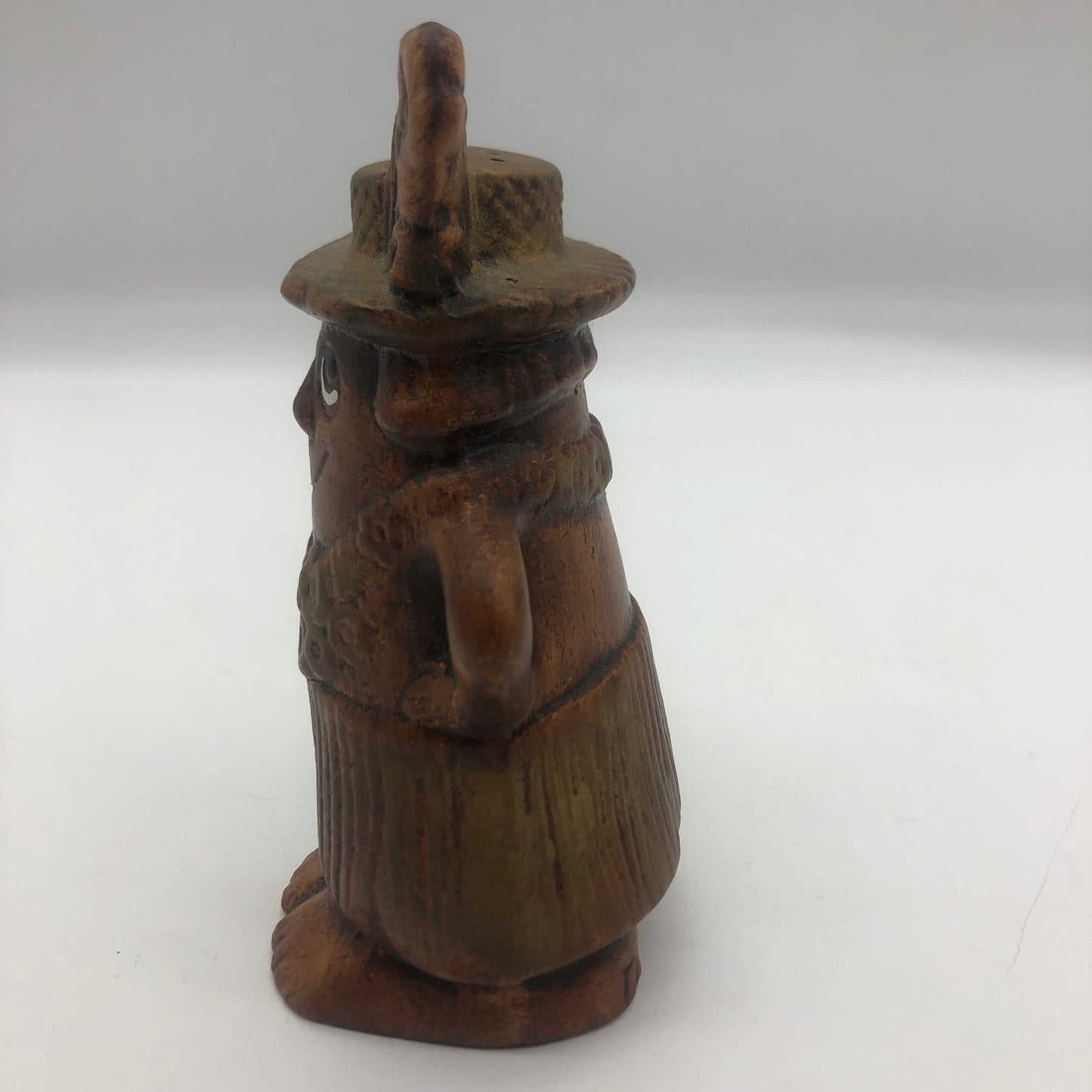 Treasure Craft Tourist Salt And Pepper Shakers