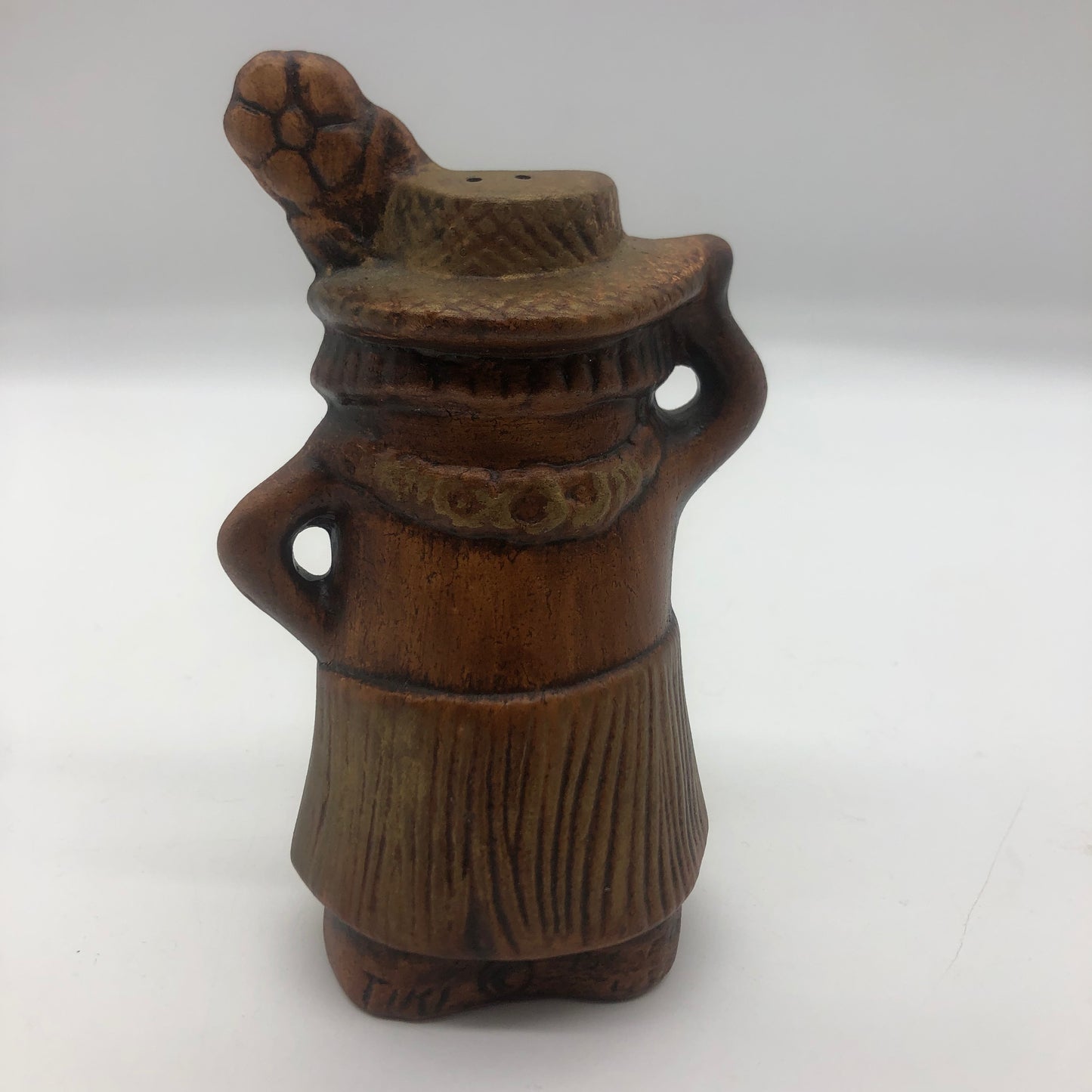 Treasure Craft Tourist Salt And Pepper Shakers