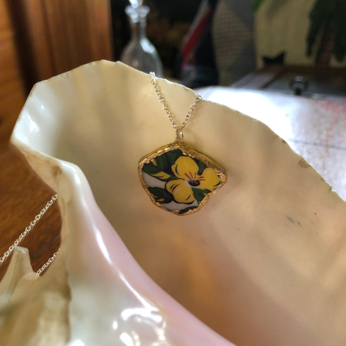 Broken Pottery Artisan Made Allamanda Flower Pendent Hawaii Collectors Plate Handcrafted Necklace 1.25in x 1in