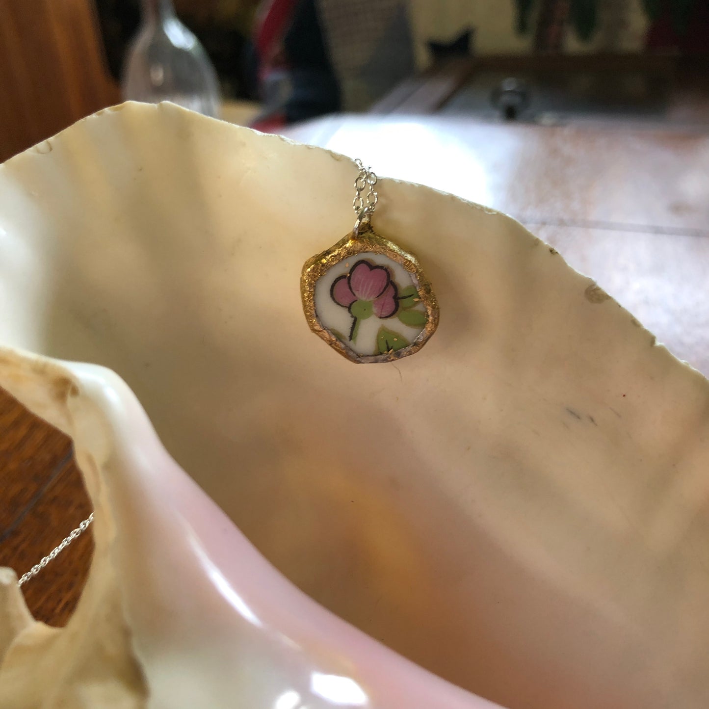 Broken Pottery Artisan Made Pendent Aladdin Fine China Fantasia Occupied Japan Plate Handcrafted Necklace 7/8in x 7/8in
