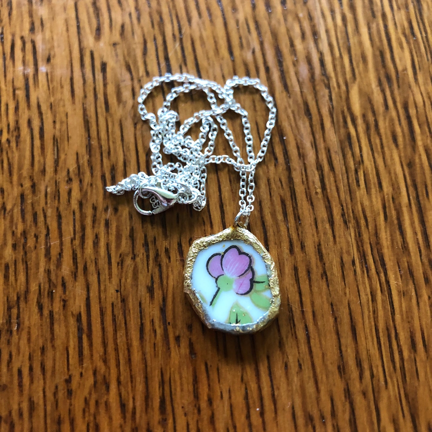 Broken Pottery Artisan Made Pendent Aladdin Fine China Fantasia Occupied Japan Plate Handcrafted Necklace 7/8in x 7/8in