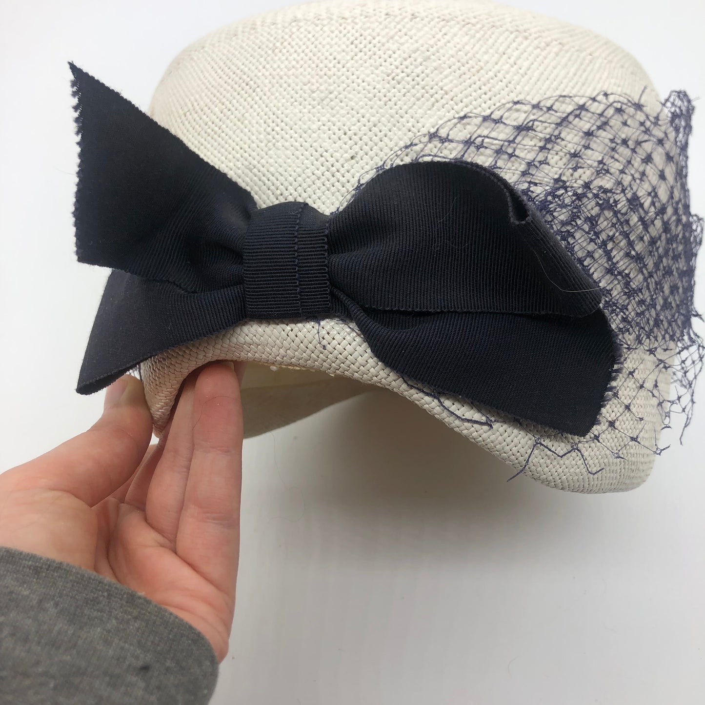 White Pillbox Hat 1960's Vintage Navy Blue Veil And Ribbon Bow