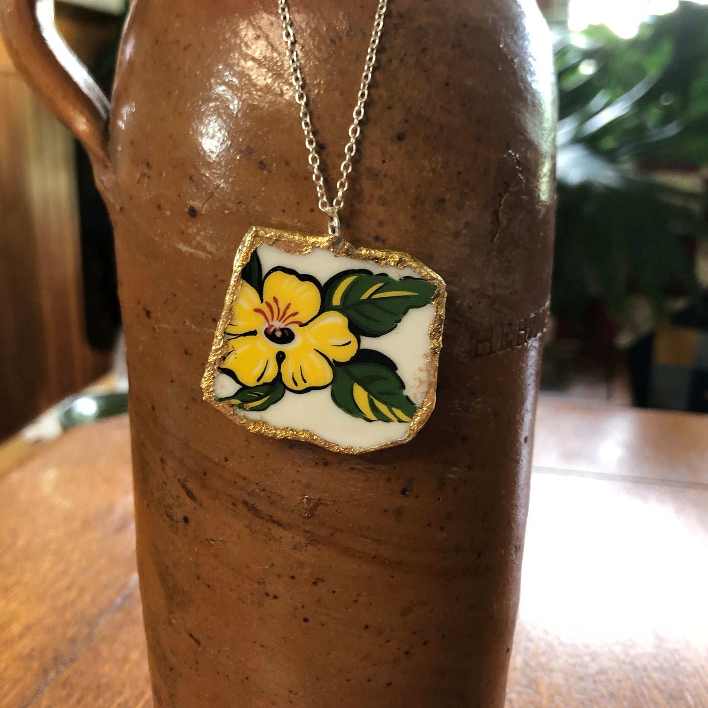 Broken Pottery Artisan Made Allamanda Flower Pendent Hawaii Collectors Plate Handcrafted Necklace 1.5in x 1.25in