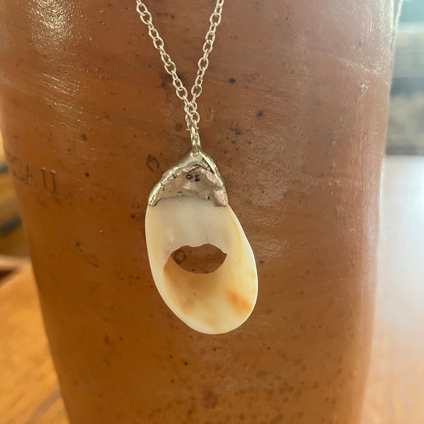 Sea Sell Artisan Made Pendant Handcrafted Sea Shell Necklace 5/8in x 1 1/8in