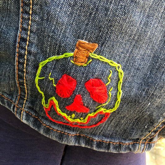 Up Cycled Jean Jacket Size M, One of a Kind Embroidery Design, Vintage Denim, Hand Embroidered Art Work, Size Medium Jacket,