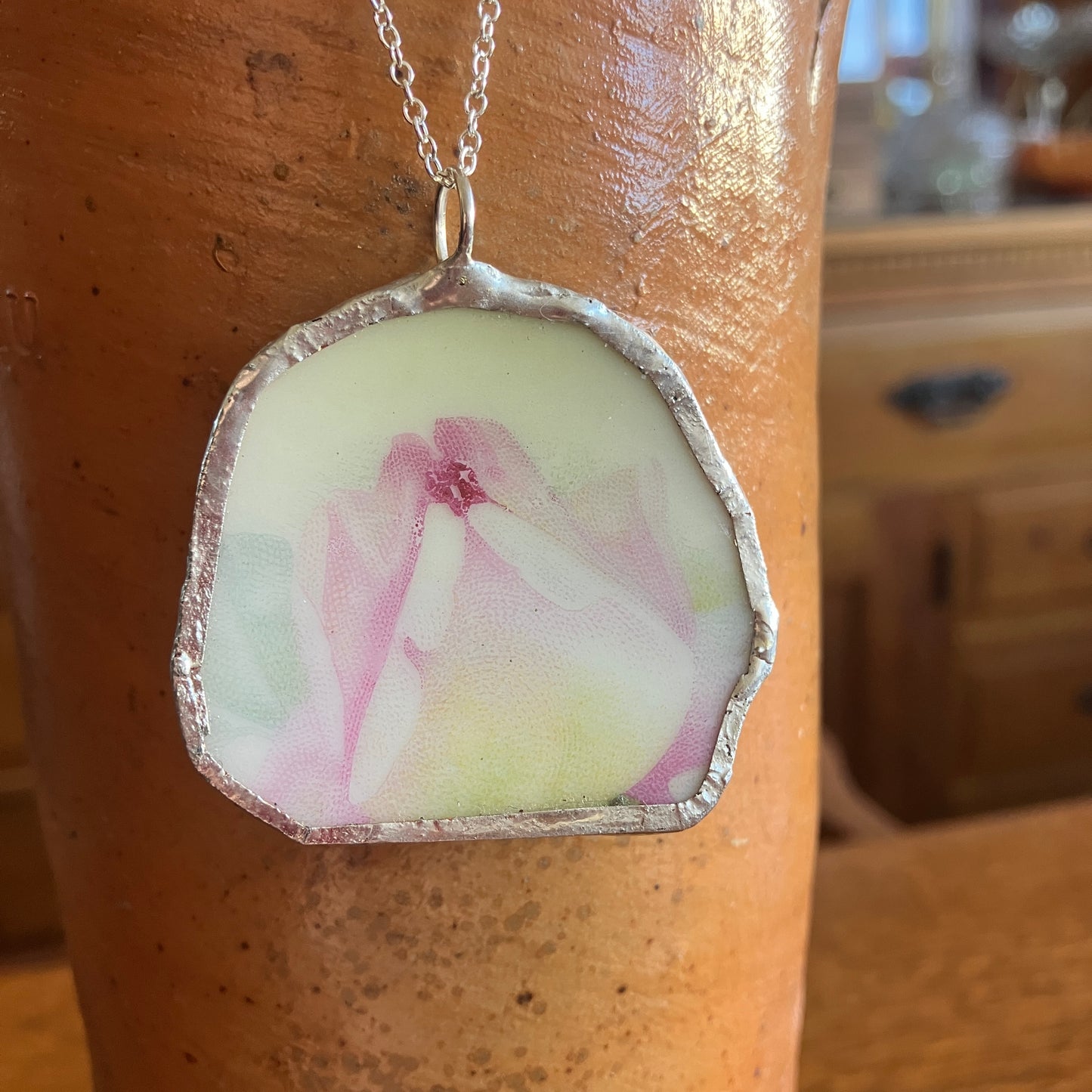 Broken Plate Artisan Made Flower Pendant Handcrafted Necklace 1.75 in x 1.75 in
