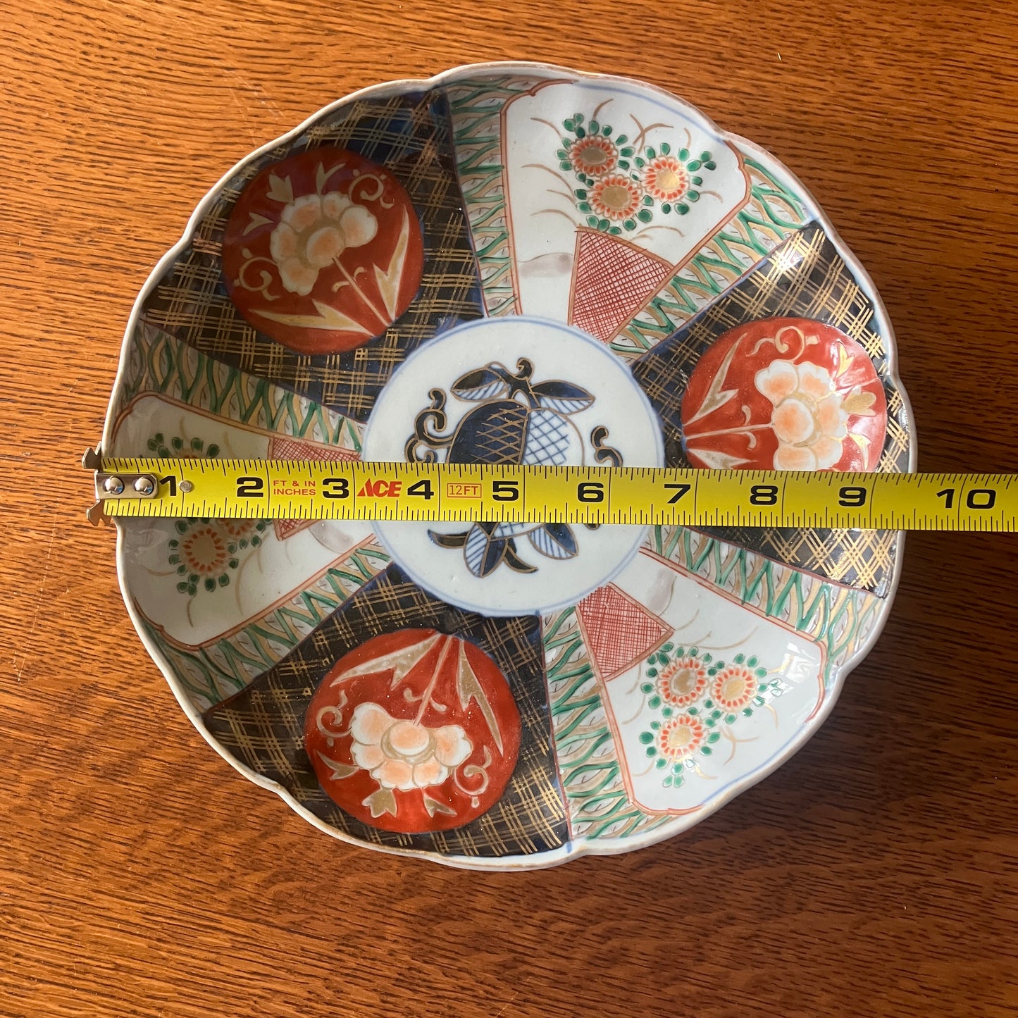 Vintage Japanese Imari Style 9.5" Scalloped Plate - Fuku Mark Porcelain