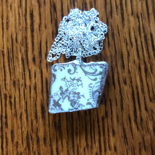 Broken Pottery Artisan Made Floral Pendant Unbranded Plate Handcrafted Necklace 7/8in x 3/4in