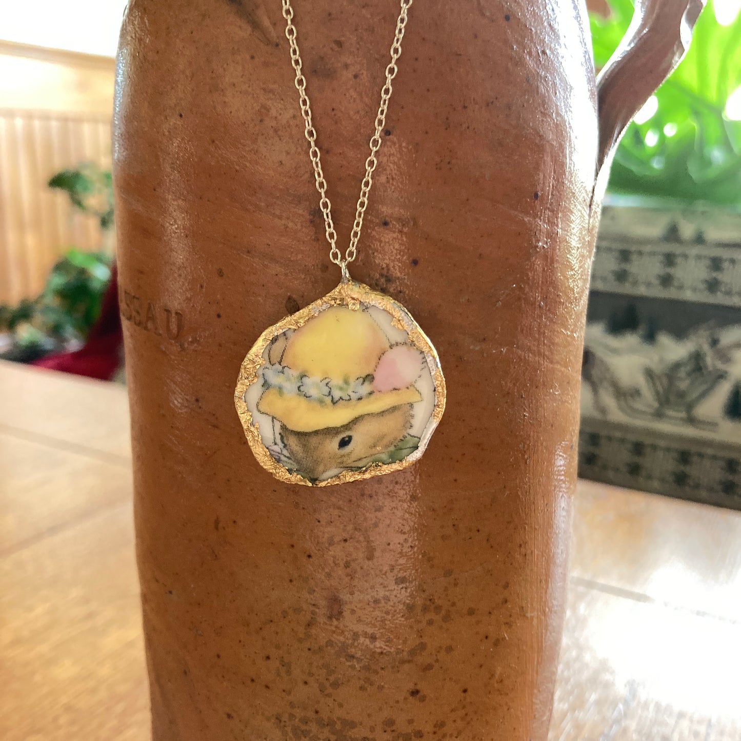 Broken Pottery Artisan Made Pendant Royal Kent Mouse Plate Handcrafted Necklace 1 1/4 in x 1 in