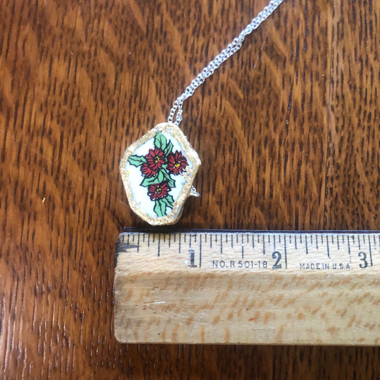 Broken Pottery Artisan Made Poinsettia Pendant Florida Collectors Plate Handcrafted Necklace 1.25in x 1in