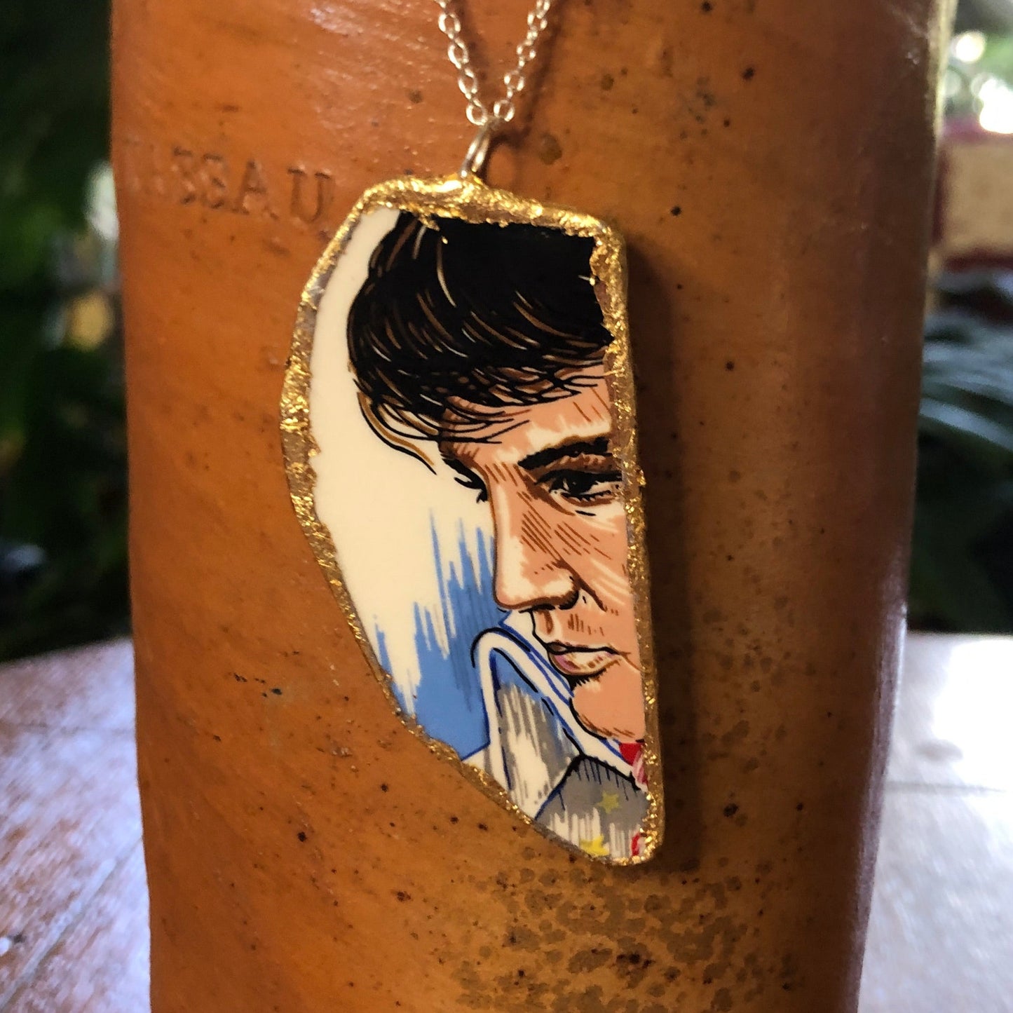 Broken Pottery Artisan Made Pendant Elvis Collector Plate Handcrafted Necklace 1.25in x 2.75in