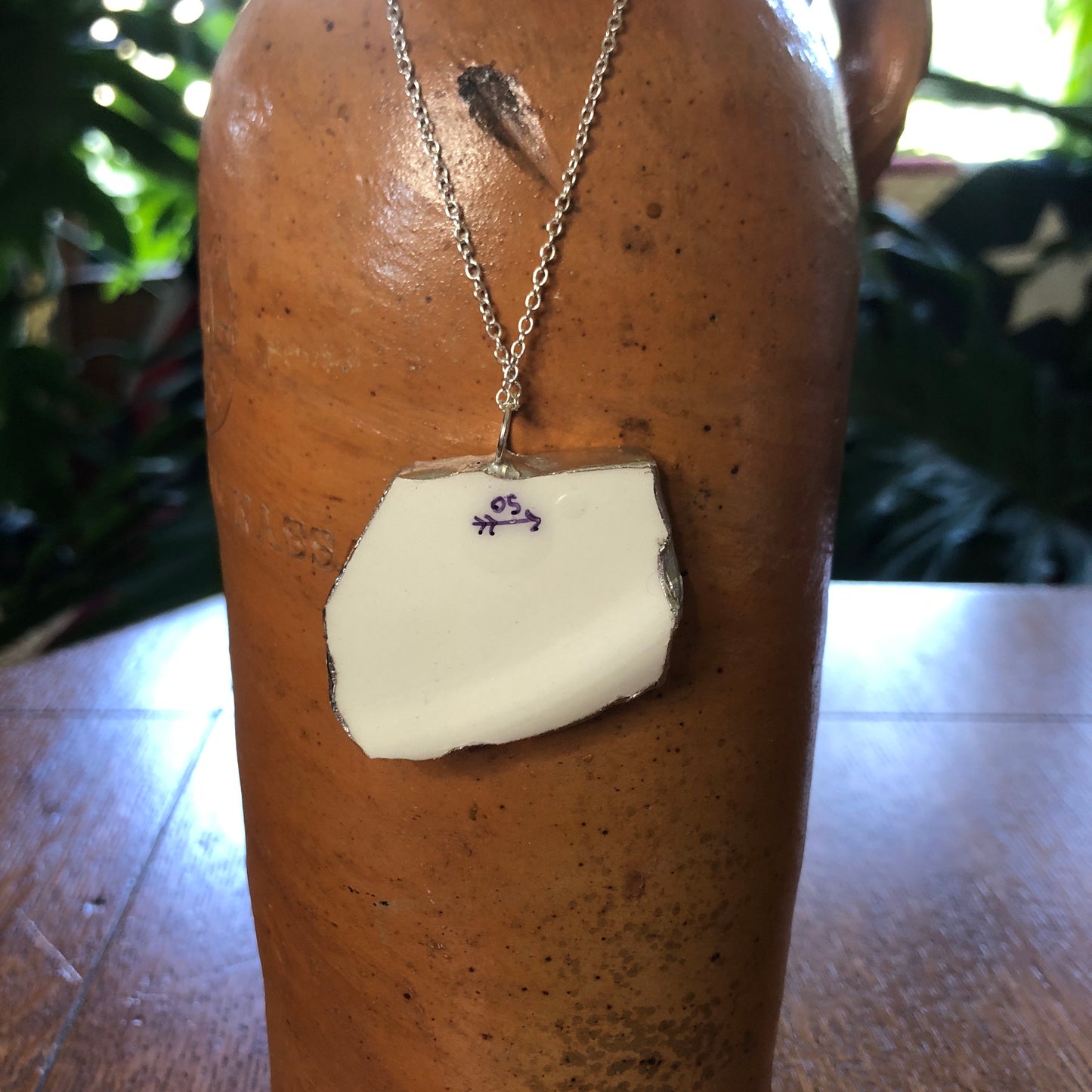 Broken Pottery Artisan Made Pendant Elvis Collector Plate Handcrafted Necklace 1.5in x 1.25in