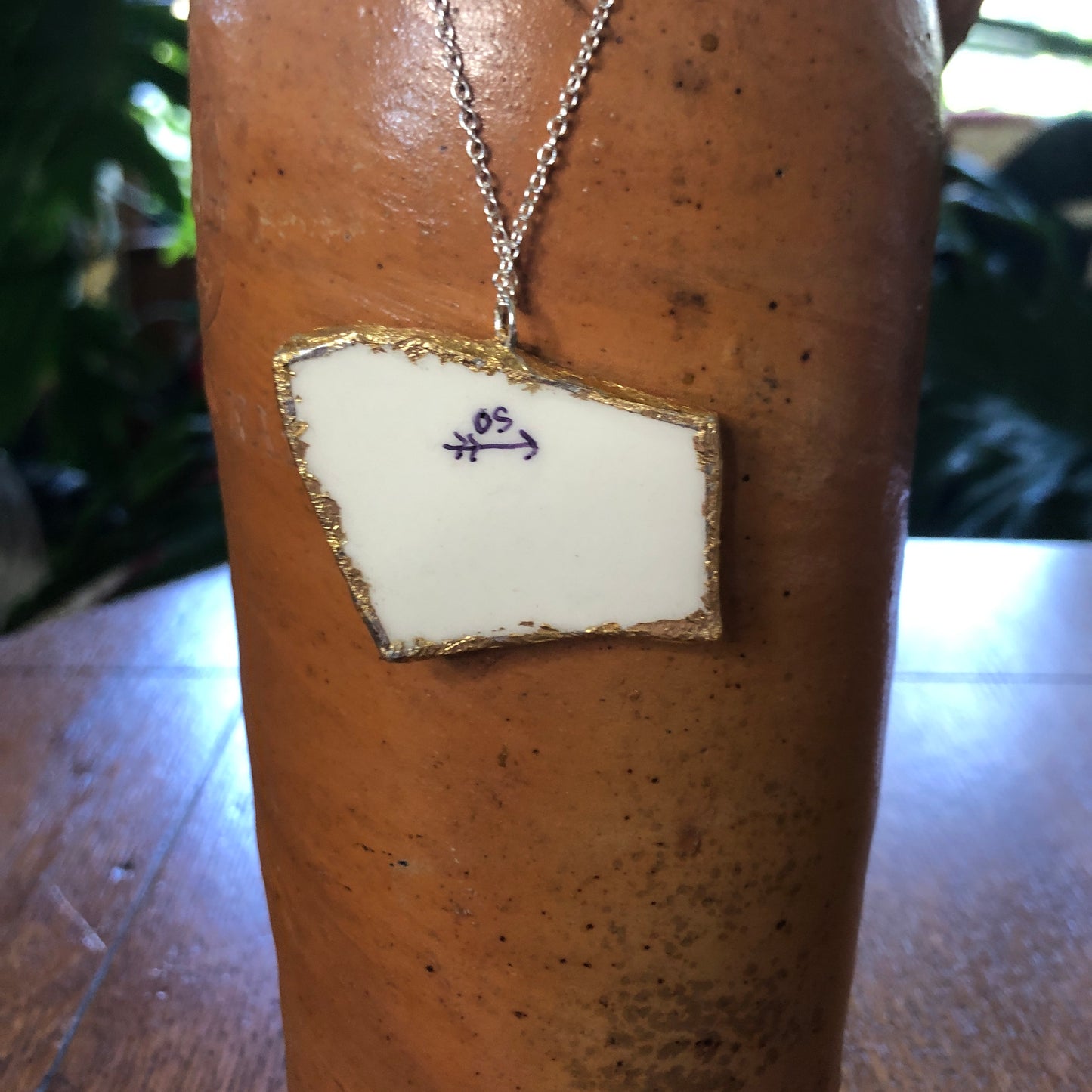 Broken Pottery Artisan Made Pendant Elvis Collector Plate Handcrafted Necklace 1 5/8in x 1.25in