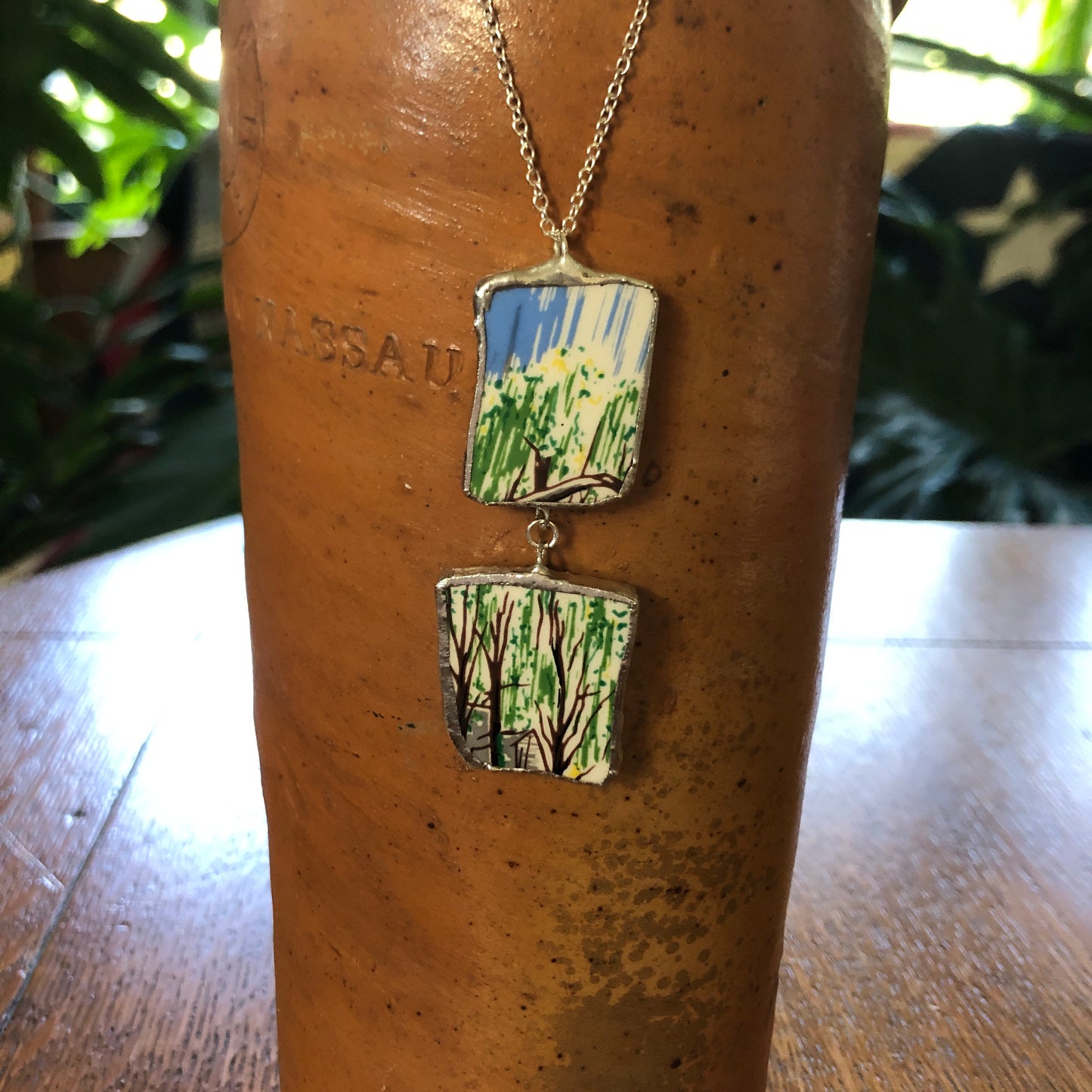 Broken Pottery Artisan Made Pendant Elvis Collector Plate Handcrafted Necklace 1in x 2.5in