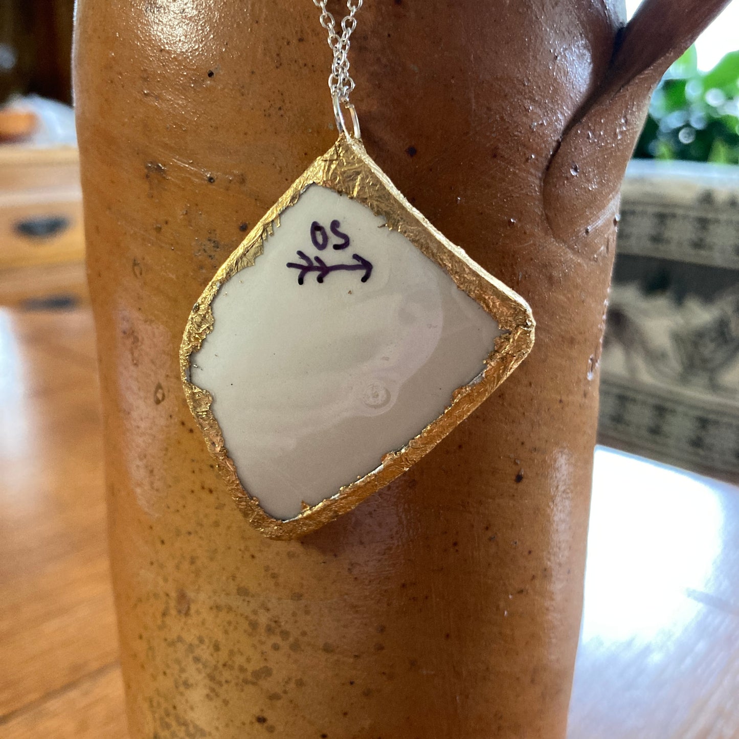 Broken Pottery Artisan Made Squirrel Nutkin Pendant Wedgwood Peter Rabbit Collector Plate Handcrafted Necklace 1.75 in x 2 in