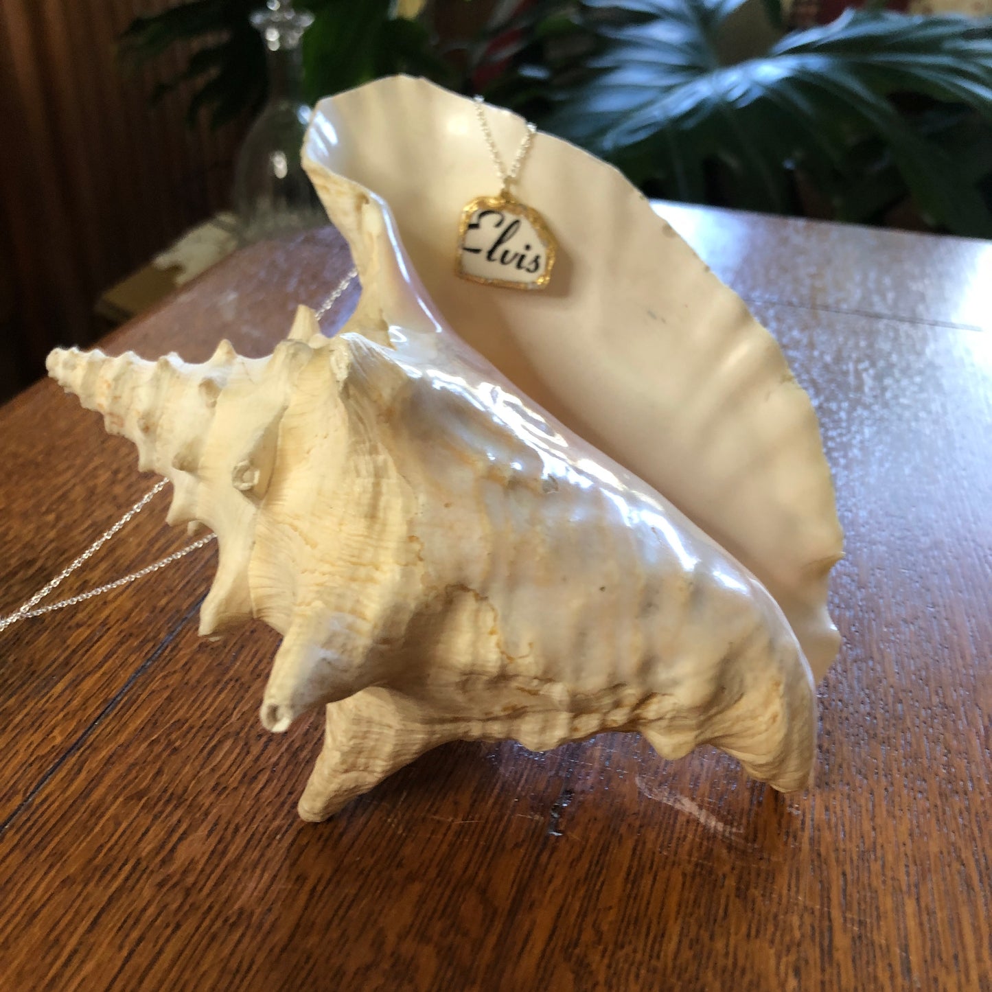 Broken Pottery Artisan Made Pendant Elvis Collector Plate Handcrafted Necklace 1in x 7/8in