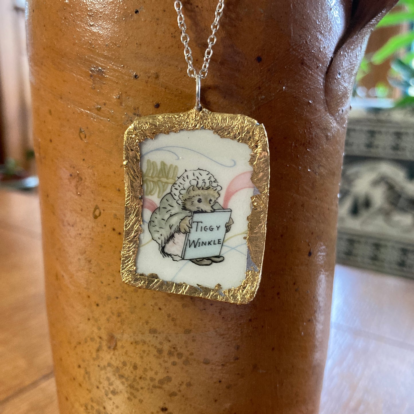 Broken Pottery Artisan Made Tiggy Winkle Pendant Wedgwood Peter Rabbit Collector Plate Handcrafted Necklace 1 1/8 in x 1.5 in