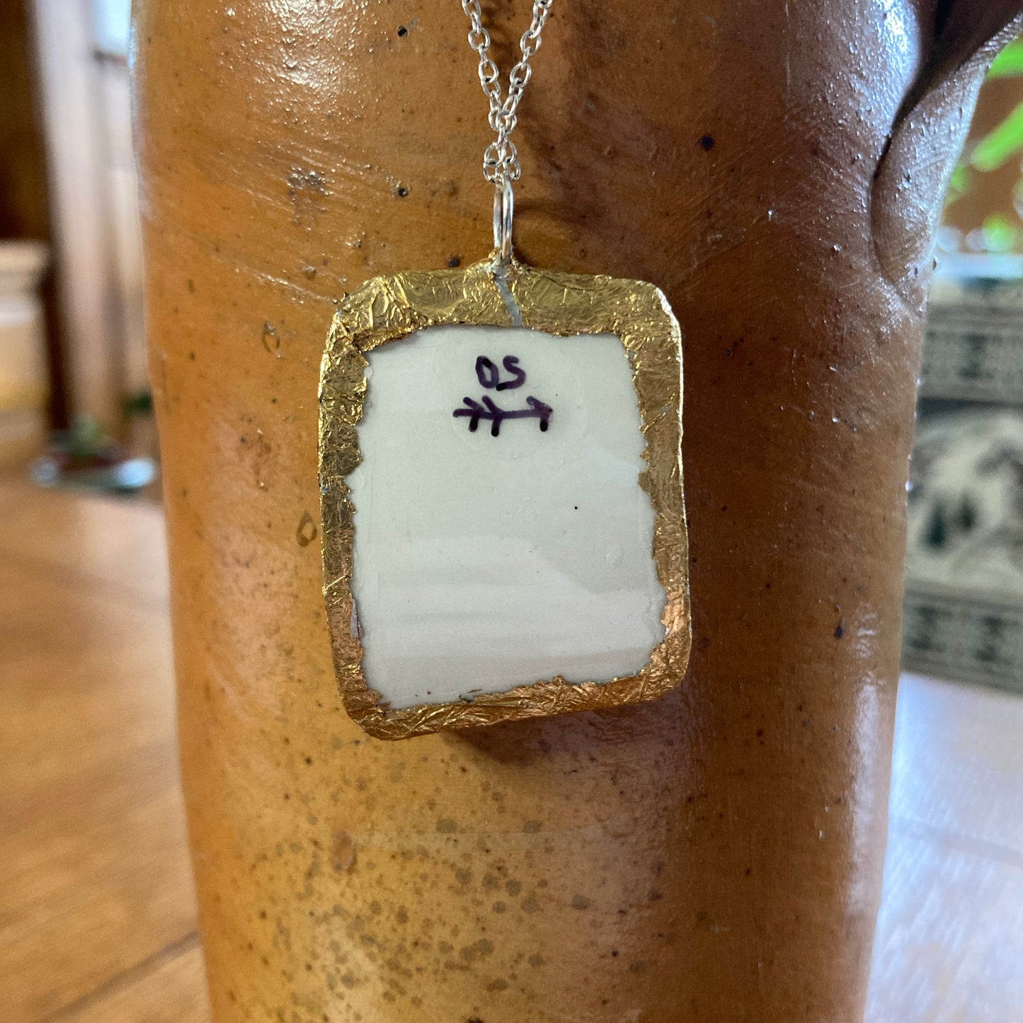 Broken Pottery Artisan Made Tiggy Winkle Pendant Wedgwood Peter Rabbit Collector Plate Handcrafted Necklace 1 1/8 in x 1.5 in