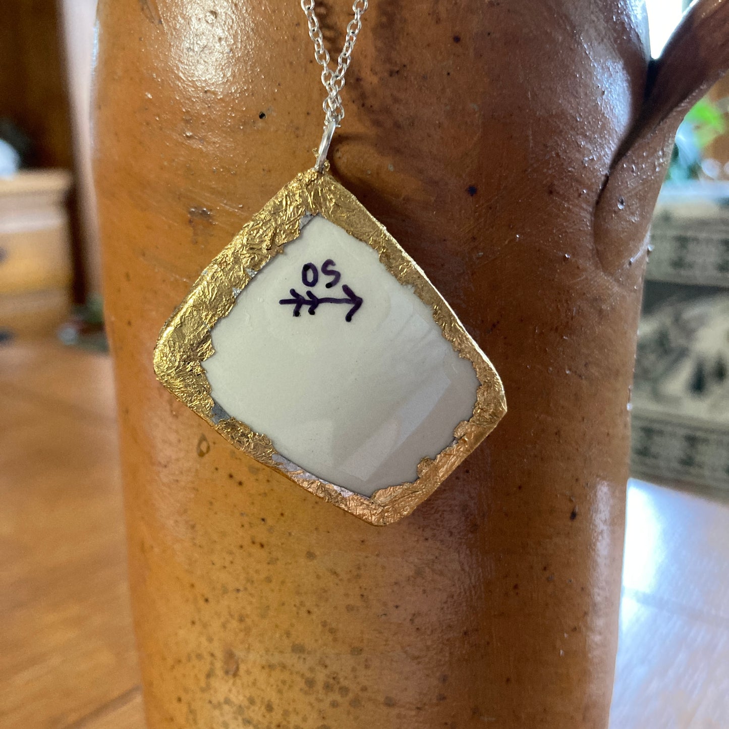 Broken Pottery Artisan Made Two Bad Mice Pendant Wedgwood Peter Rabbit Collector Plate Handcrafted Necklace 1.75 in x 1.5 in