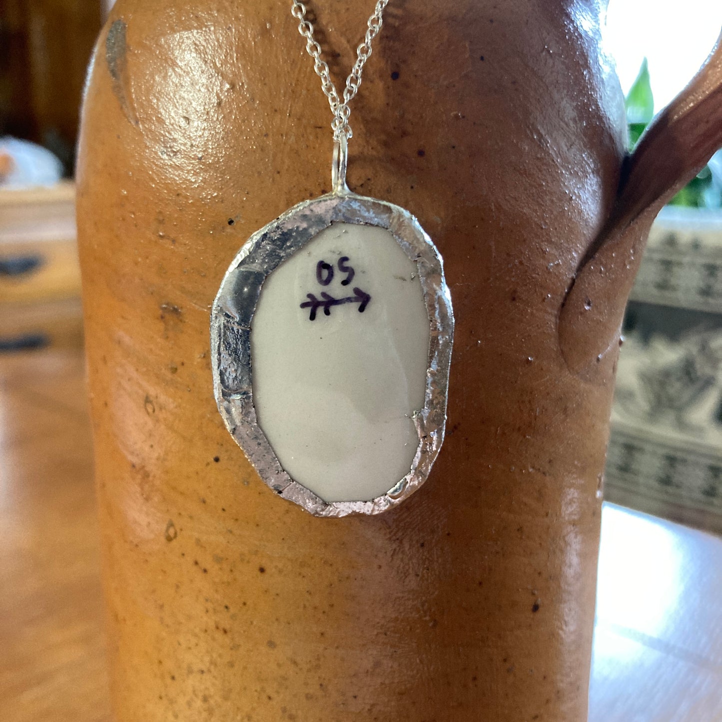 Broken Pottery Artisan Made Mrs Tittle Mouse Pendant Wedgwood Peter Rabbit Collector Plate Handcrafted Necklace 1 in x 1.5 in