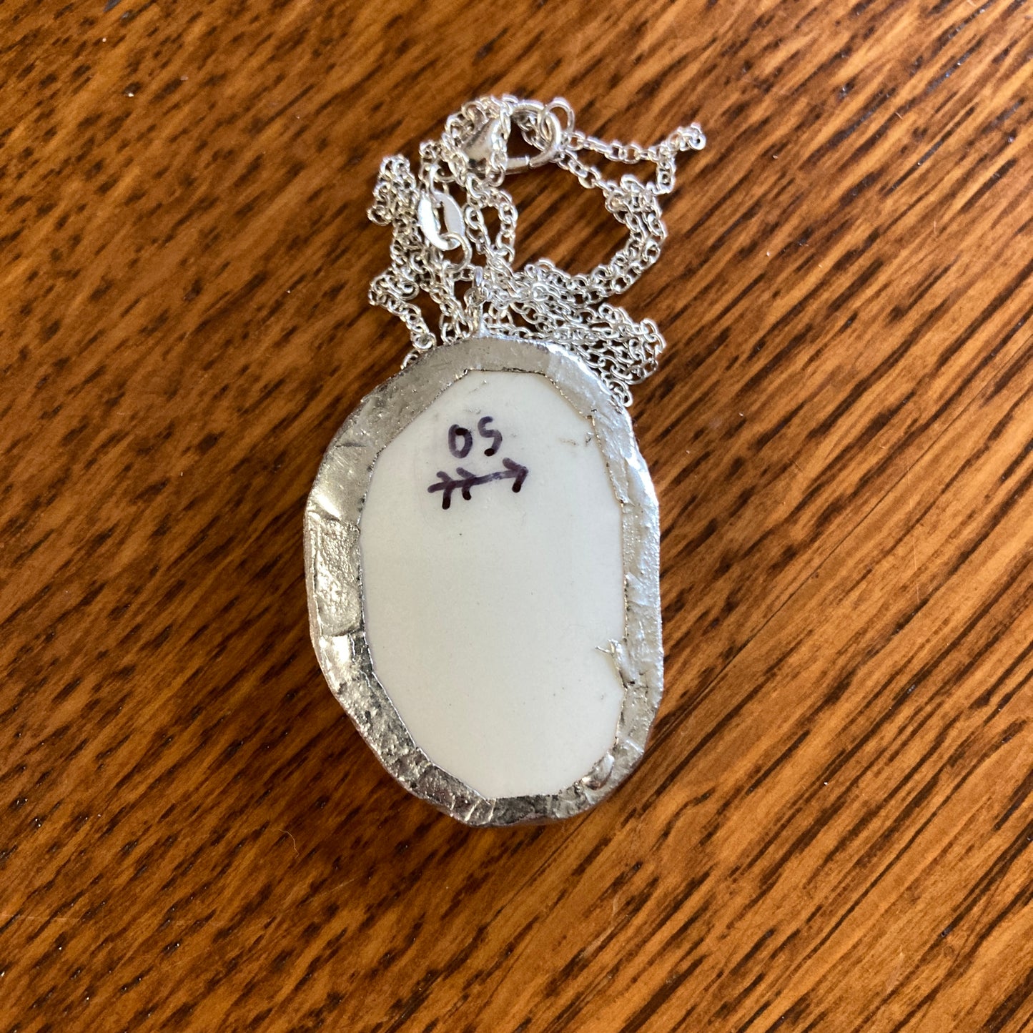 Broken Pottery Artisan Made Mrs Tittle Mouse Pendant Wedgwood Peter Rabbit Collector Plate Handcrafted Necklace 1 in x 1.5 in