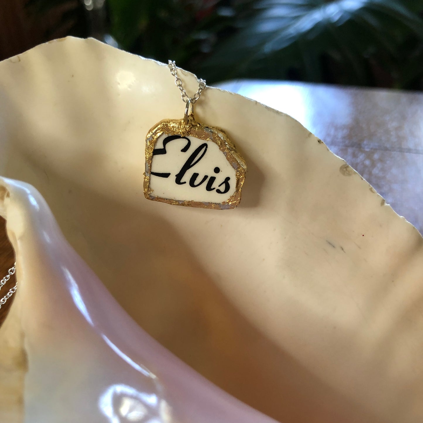 Broken Pottery Artisan Made Pendant Elvis Collector Plate Handcrafted Necklace 1in x 7/8in