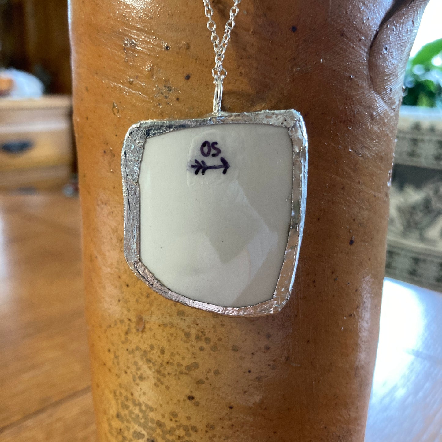 Broken Pottery Artisan Made The Tailor of Gloster Pendant Wedgwood Peter Rabbit Collector Plate Handcrafted Necklace 1 3/8 in x 1.75 in