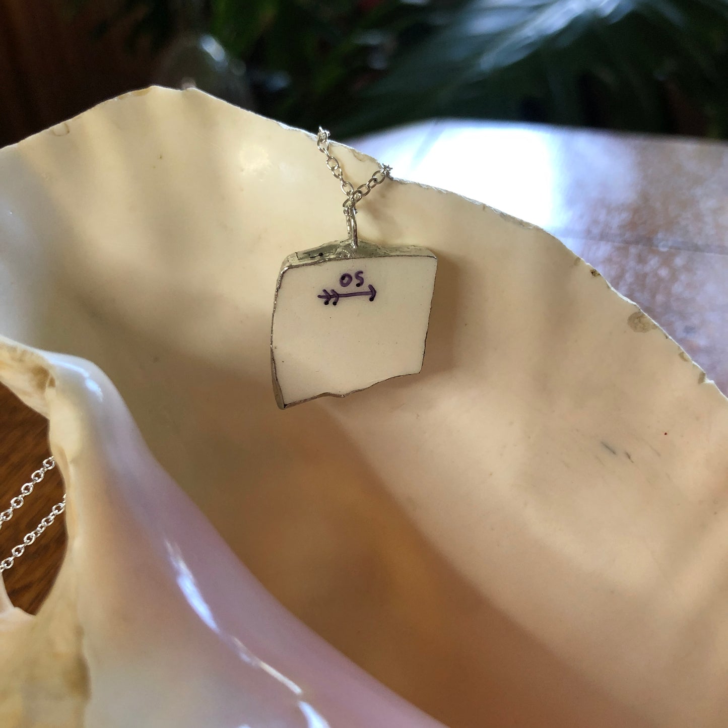 Broken Pottery Artisan Made Pendant Elvis Collector Plate Handcrafted Necklace 7/8in x 7/8in