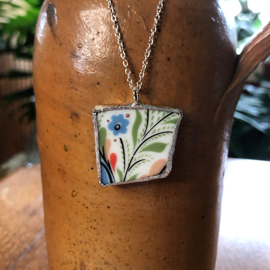 Broken Pottery Artisan Made Pendant Rosemaling Unbranded Plate Handcrafted Necklace 1 1/8 in x 1in