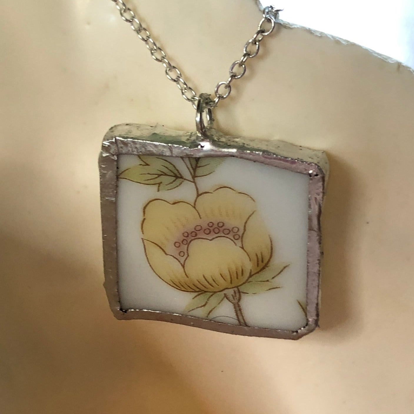 Broken Pottery Artisan Made Pendant Style House Rose Garden Made In Japan Plate Handcrafted Necklace 1in x 7/8in