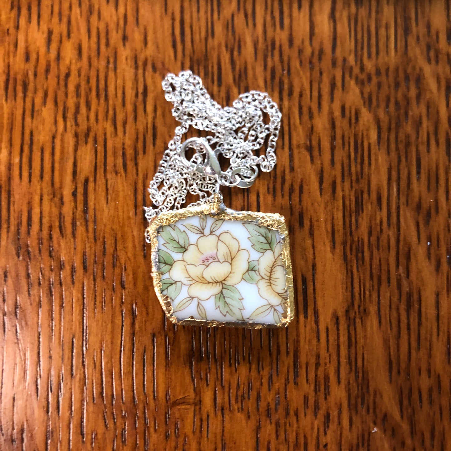 Broken Pottery Artisan Made Pendant Style House Rose Garden Made In Japan Plate Handcrafted Necklace 1in x 7/8in
