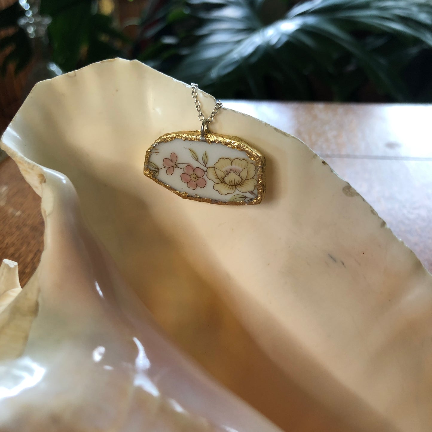 Broken Pottery Artisan Made Pendant Style House Rose Garden Made In Japan Plate Handcrafted Necklace 1.5in x 13/16in