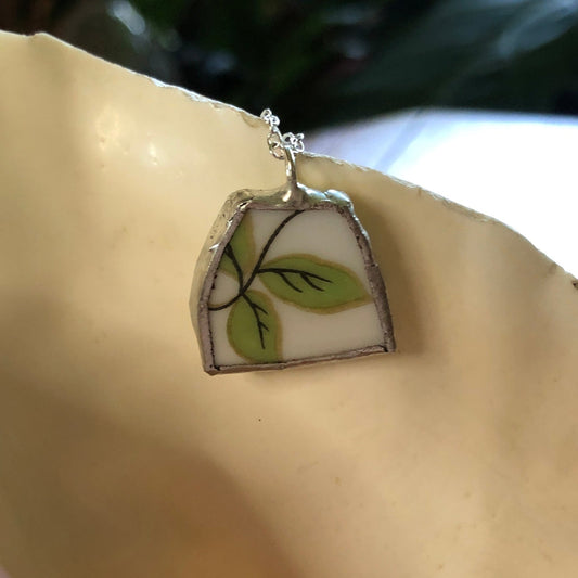 Broken Pottery Artisan Made Pendant Aladdin Fine China Fantasia Occupied Japan Plate Handcrafted Necklace 7/8in x 3/4in