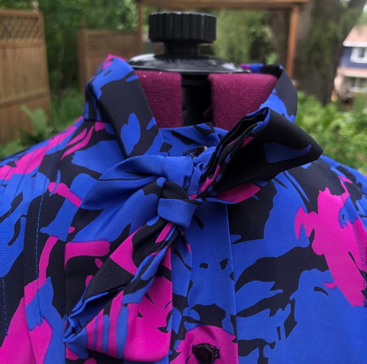 Blue and purple 1980’s vintage button up shirt adorable bow