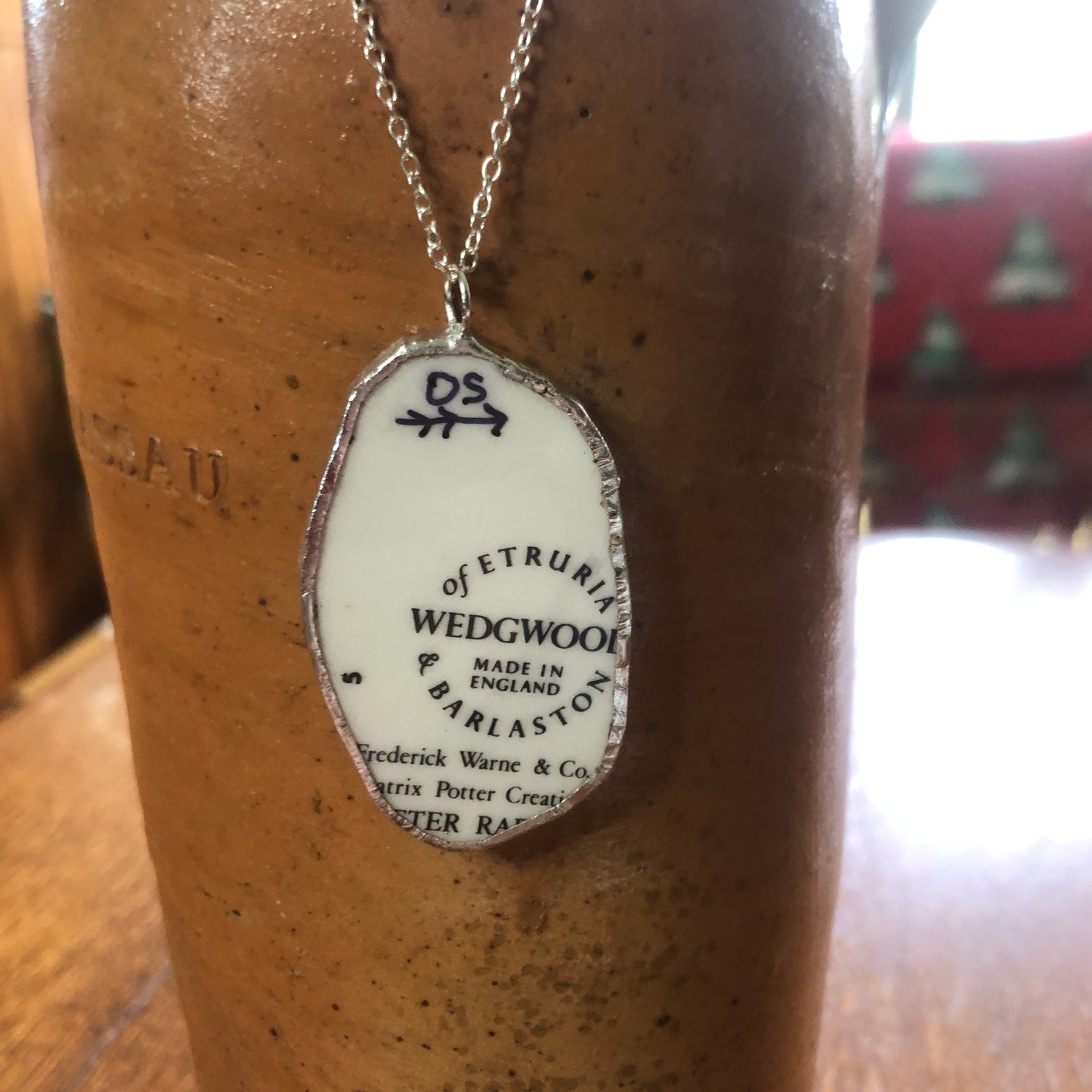Broken Pottery Artisan Made Pendant Wedgwood Peter Rabbit Collector Plate Handcrafted Necklace 1 1/8 in x 1.75 in