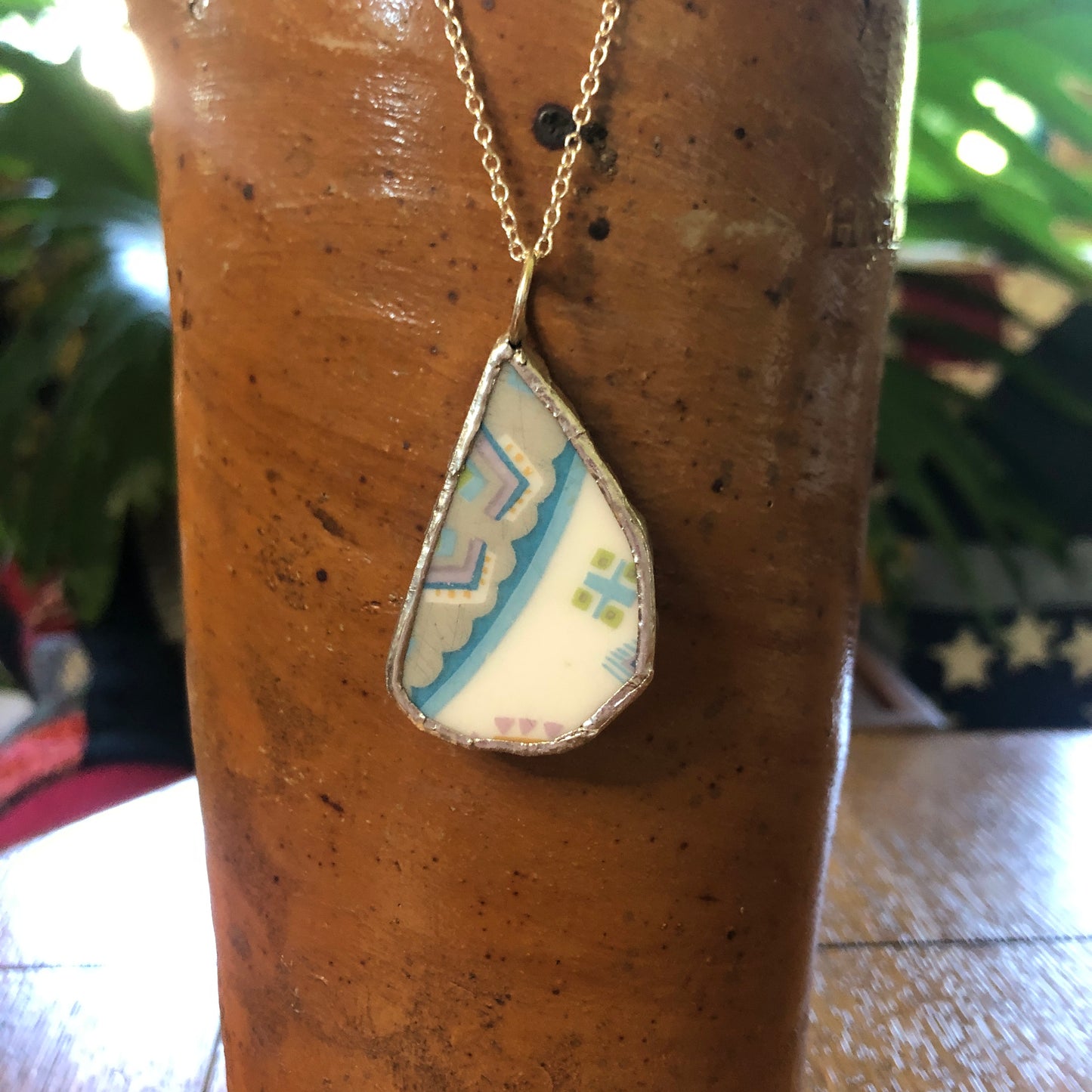 Broken Pottery Artisan Made Pendent Sango One World Japan Plate Handcrafted Necklace 1.75in x 1in