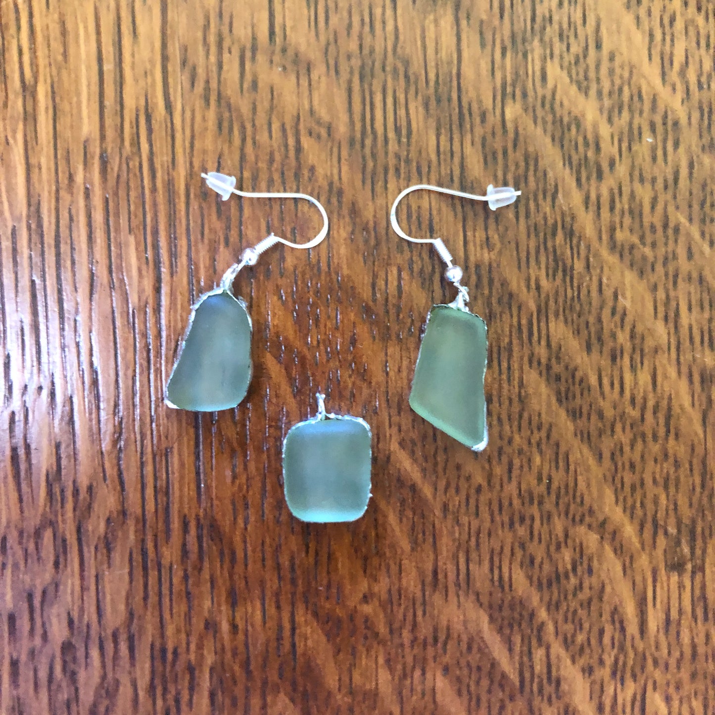 Erie Glass Artisan Made Pendent And Earrings Green Uranium Glass Glow Glass Handcrafted Jewelry Set