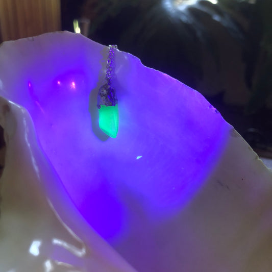 Erie Glass Artisan Made Pendent Green Uranium Glass Glow Glass 5/8 in x 3/8 in Handcrafted Necklace