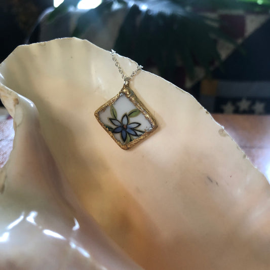 Broken Pottery Artisan Made Pendent Aladdin Fine China Fantasia Occupied Japan Plate Handcrafted Necklace 1in x  1in