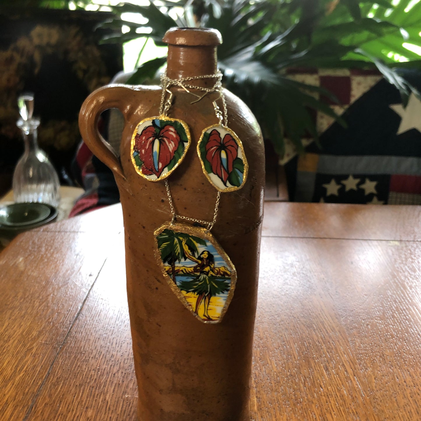 Broken Pottery Artisan Made Hula Dancer Pendent And Anthurium Flower Dangle Earring Hawaii Collectors Plate Handcrafted Jewelry Set