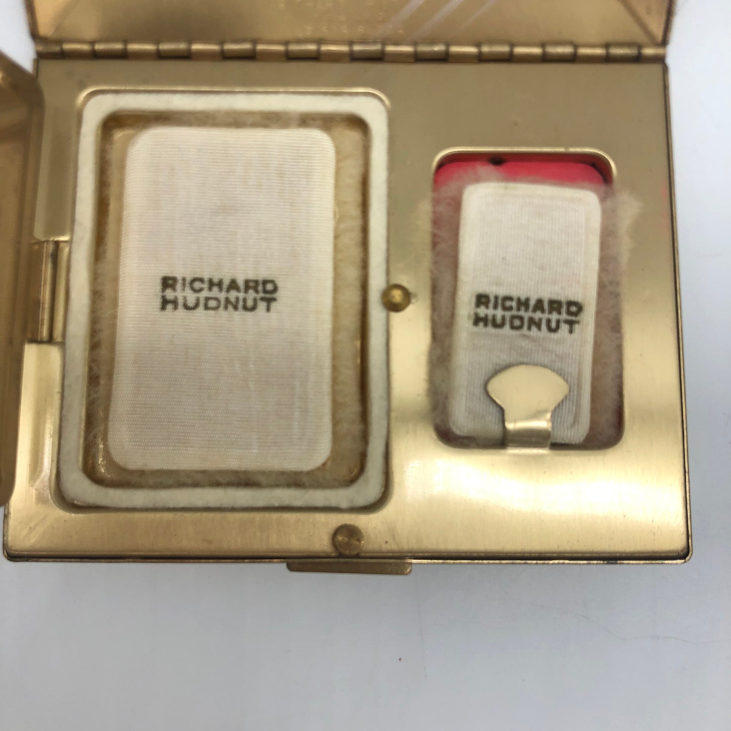Richard Hudnut Compact